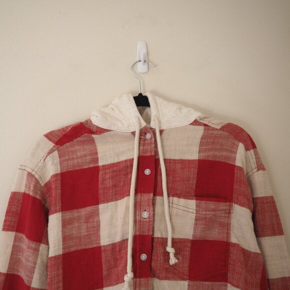 !! NWT American Eagle Red Plaid Hooded Lightweight Shacket sz S - Picture 3 of 6
